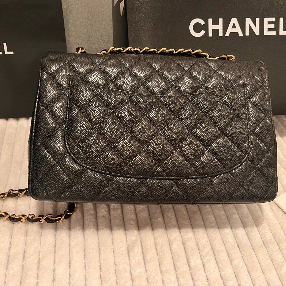 Chanel Jumbo Single Flap - Picture 3 of 16
